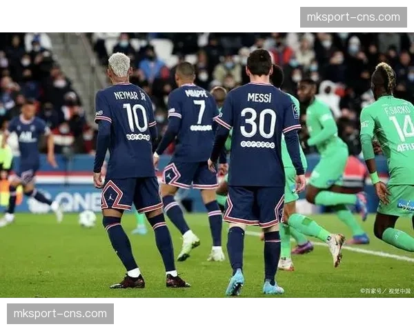 克莱蒙0-2不敌兰斯，保级形势岌岌可危