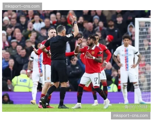 复盘曼联0-3水晶宫：防线集体失误暴露阵容老化问题